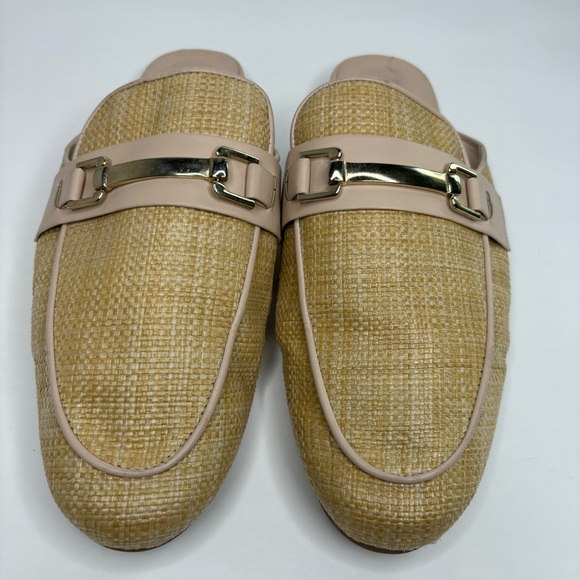 Steve Madden Rafia Mules, 9, Slides Slip On, Horse Bit Accent - Picture 4 of 9